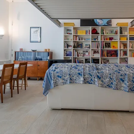 Appartement Designer Loft By Toh Solution